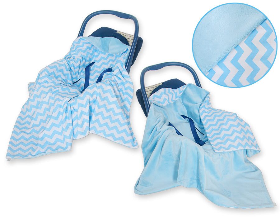 Big double-sided car seat blanket for babies - Chevron blue