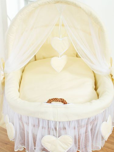 Moses Basket Wicker hood crib Amelie - natural + cream bedding