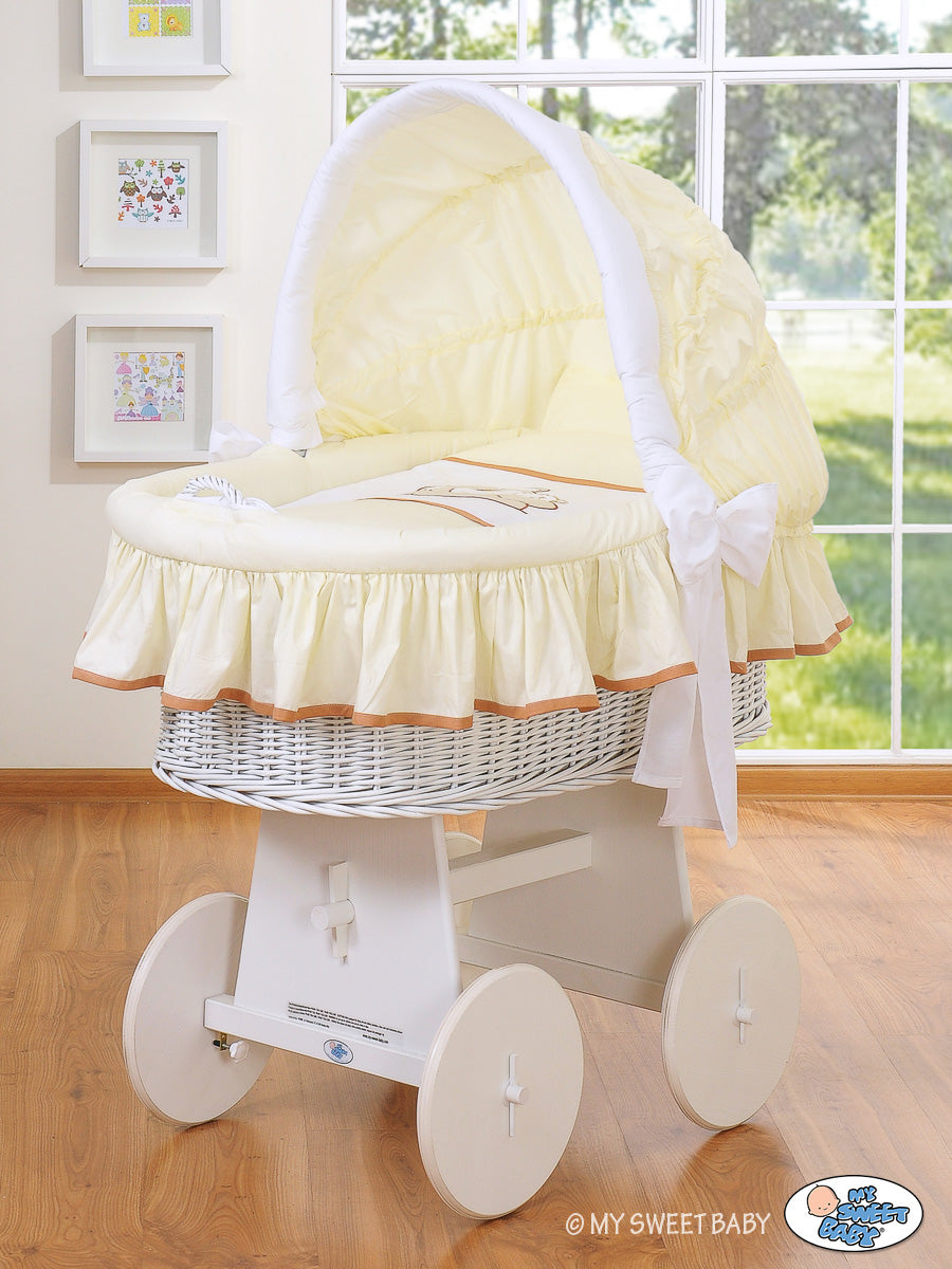 Moses Basket/Wicker crib with hood- Teddy Bear Barnaba cream