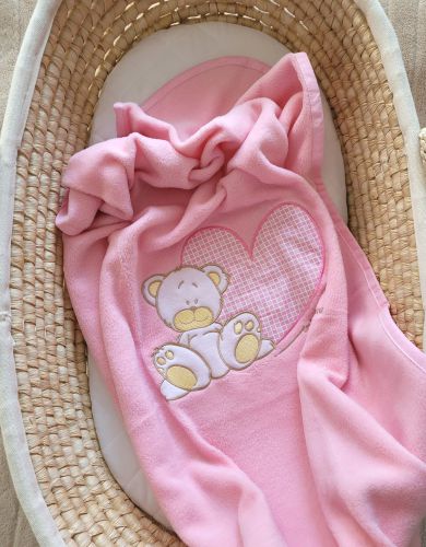 Polar fleece blanket for babies - Milo- Teddy Bear with Heart pink